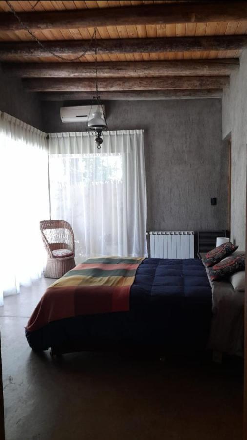 Casa Los Cerezos En Chacras De Coria Eksteriør billede