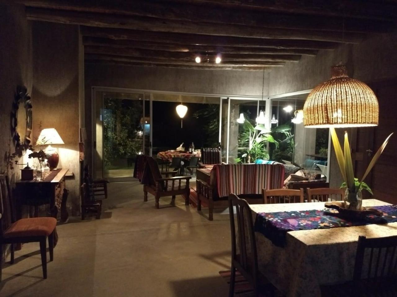 Casa Los Cerezos En Chacras De Coria Eksteriør billede