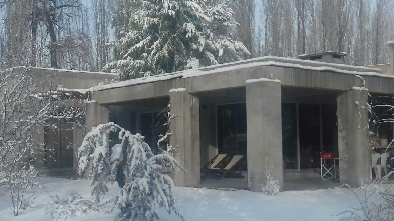 Casa Los Cerezos En Chacras De Coria Eksteriør billede